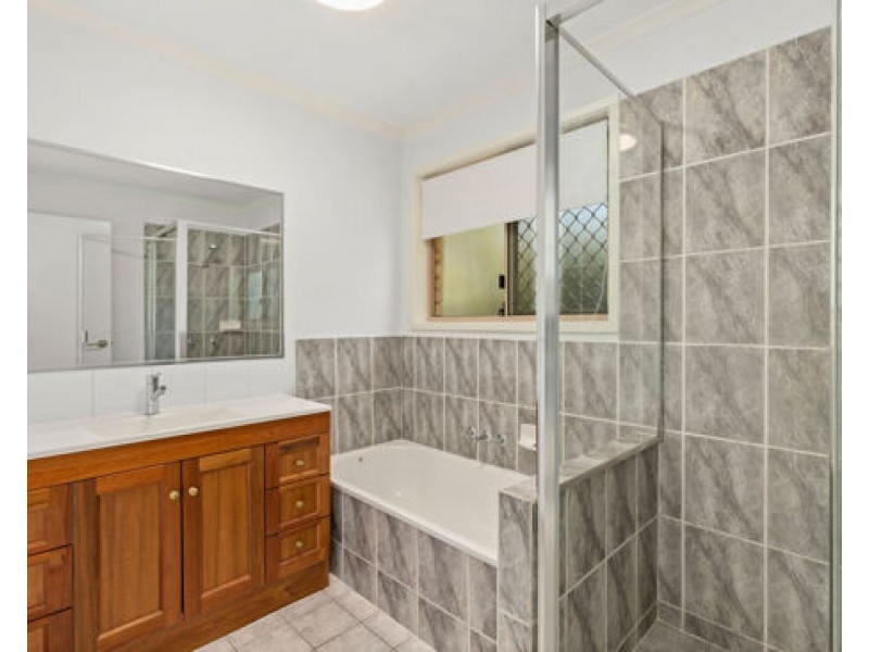 21-23 Bade Crescent, Elimbah QLD 4516