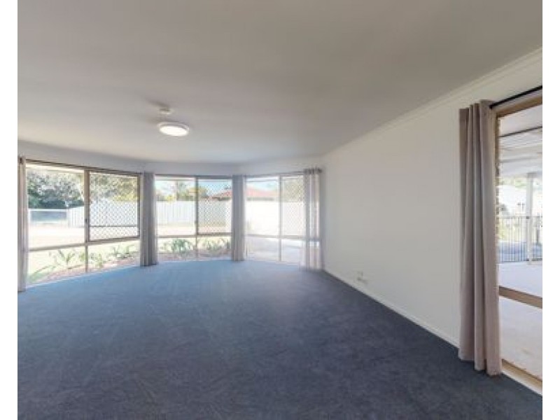 21-23 Bade Crescent, Elimbah QLD 4516