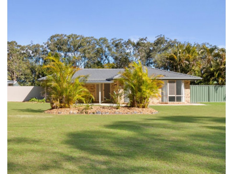 21-23 Bade Crescent, Elimbah QLD 4516