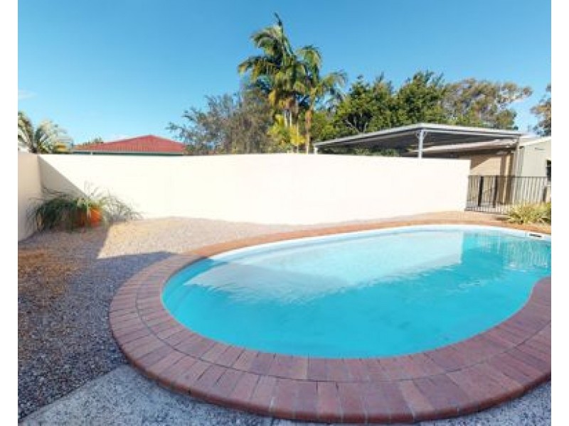 21-23 Bade Crescent, Elimbah QLD 4516