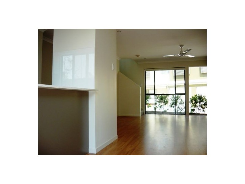 16 / 17 Crocodile Avenue, Morayfield QLD 4506