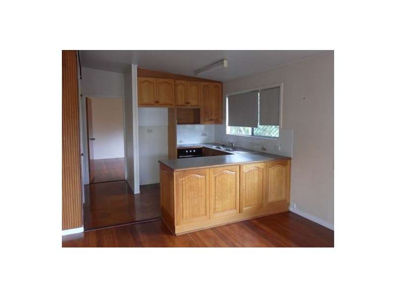 5 Upper Gay Terrace, Kings Beach QLD 4551