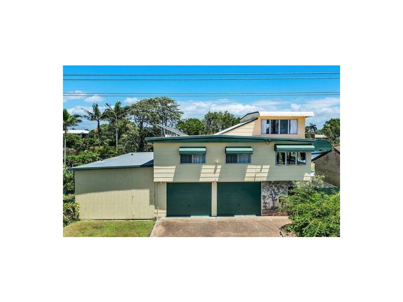98 Biggs Avenue, Beachmere QLD 4510