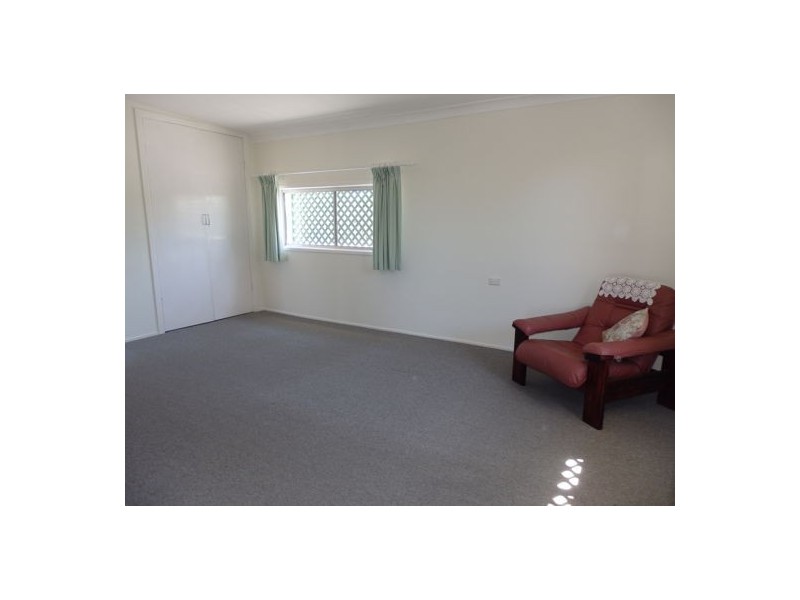 98 Biggs Avenue, Beachmere QLD 4510