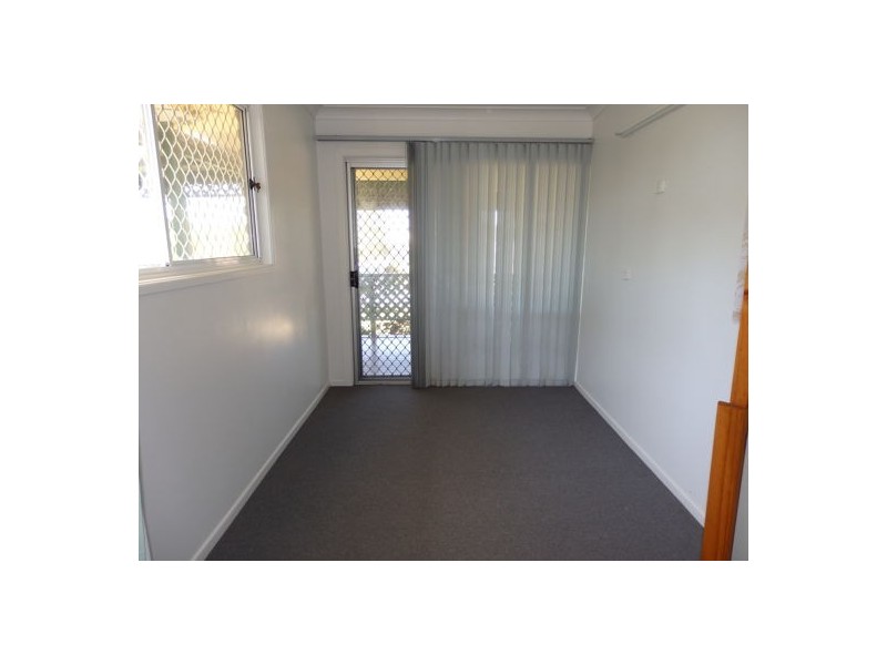 98 Biggs Avenue, Beachmere QLD 4510