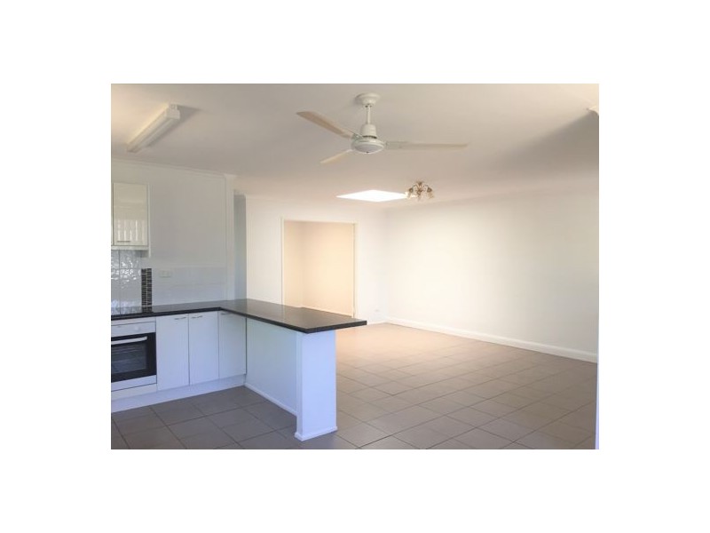 2/104 Torrens Road, Caboolture South QLD 4510