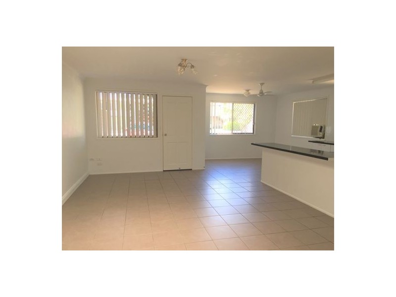2/104 Torrens Road, Caboolture South QLD 4510