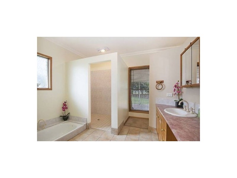 2816-2850 Daguilar Highway, Woodford QLD 4514