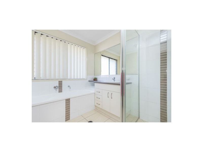 32 Goshawk Court, Caboolture QLD 4510