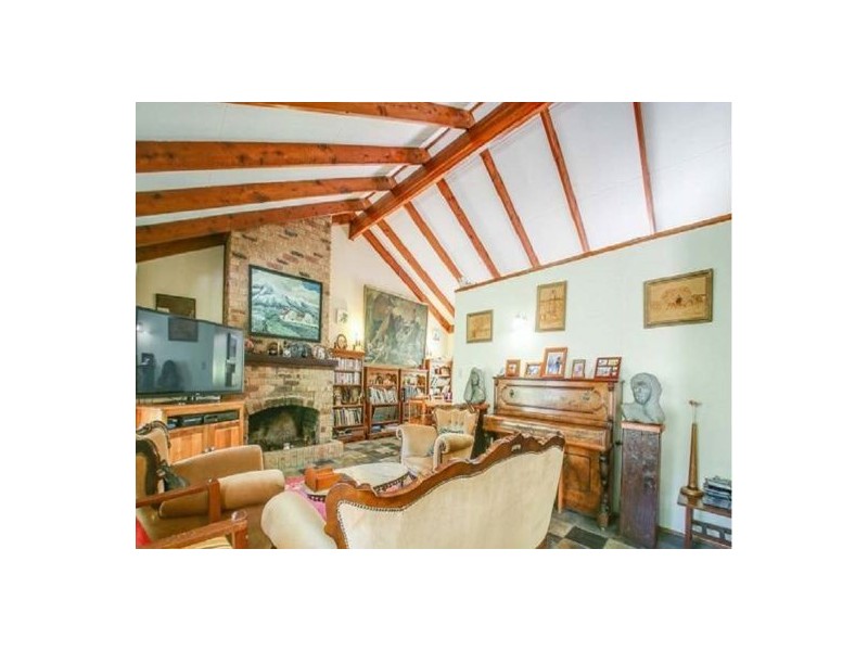 108 Wallace Road, Beachmere QLD 4510