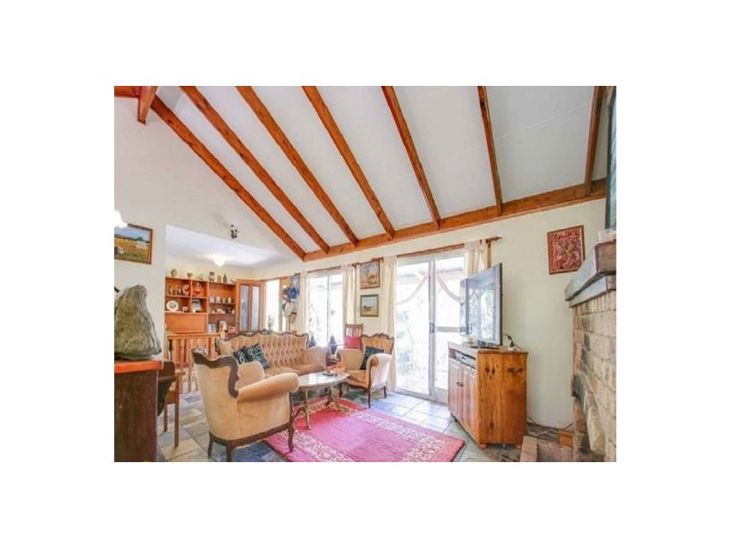 108 Wallace Road, Beachmere QLD 4510