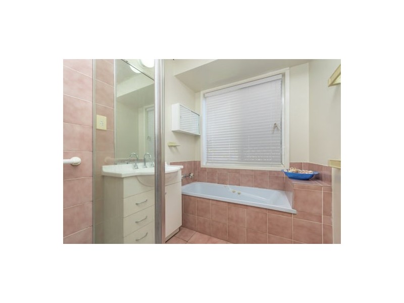 35 Cresthaven Drive, Morayfield QLD 4506