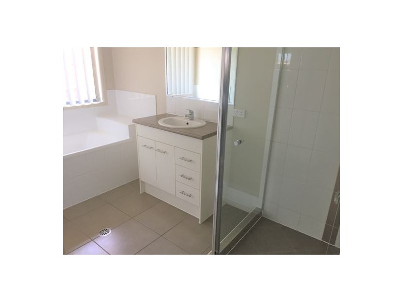 118 Graham Road, Morayfield QLD 4506