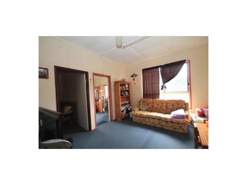 65 Pumicestone Road, Caboolture QLD 4510