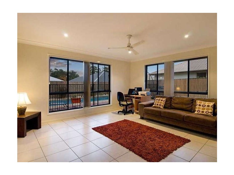 7 Coronata Crescent, Narangba QLD 4504