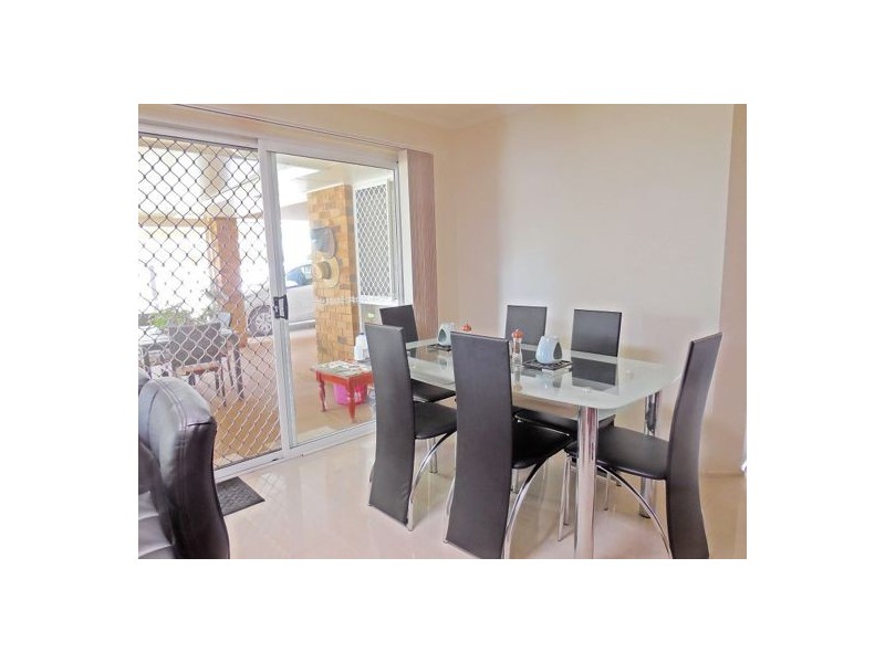 3 Anamaran Pl, Bellmere QLD 4510