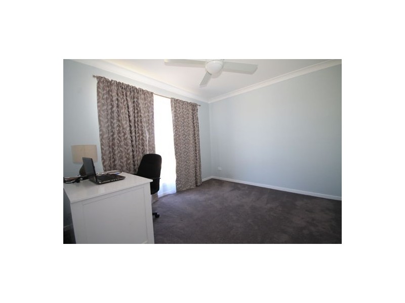 33 Reserve Drive, Caboolture QLD 4510