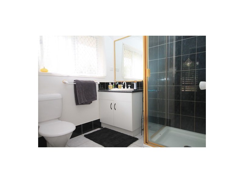 5 Carlton Court, Upper Caboolture QLD 4510