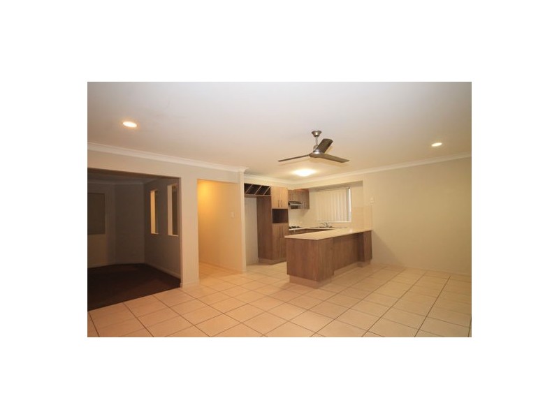 2 Barron Street, Morayfield QLD 4506