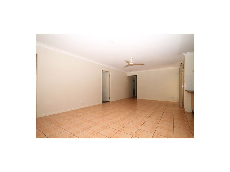 1 Peachester Court, Deception Bay QLD 4508
