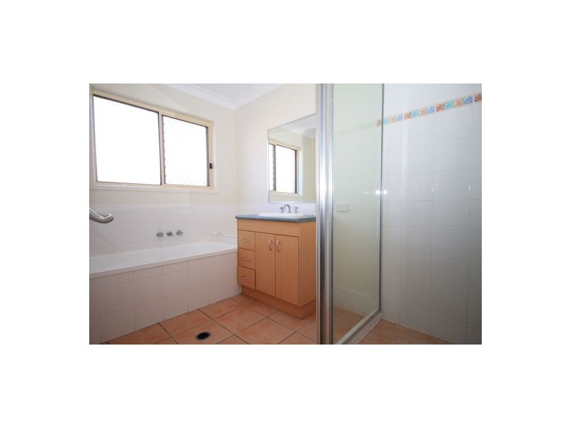 1 Peachester Court, Deception Bay QLD 4508