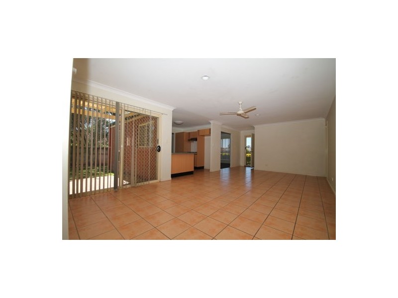 1 Peachester Court, Deception Bay QLD 4508