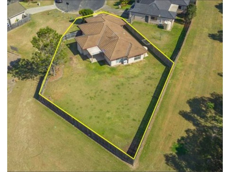 7 Kristen Court, Bellmere QLD 4510