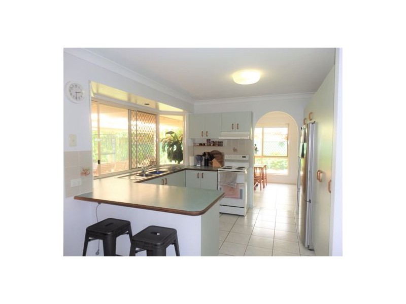 2 Bellbird Court, Bellmere QLD 4510