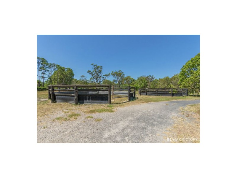 1079 Pumicestone Rd, Toorbul QLD 4510