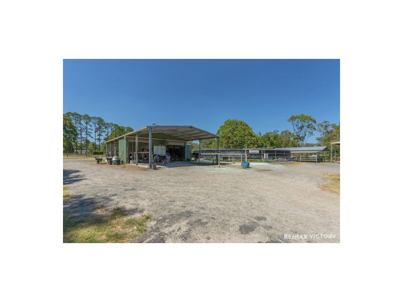 1079 Pumicestone Rd, Toorbul QLD 4510