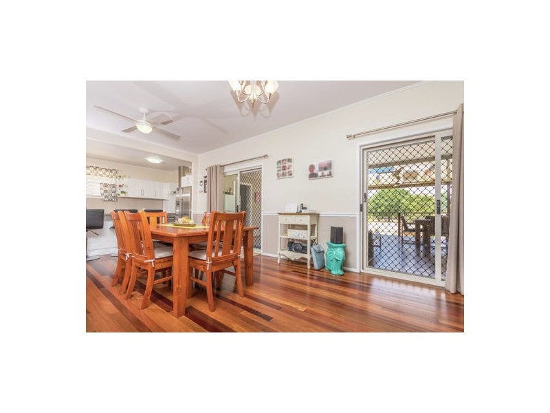 34 Lesley Ave, Caboolture QLD 4510