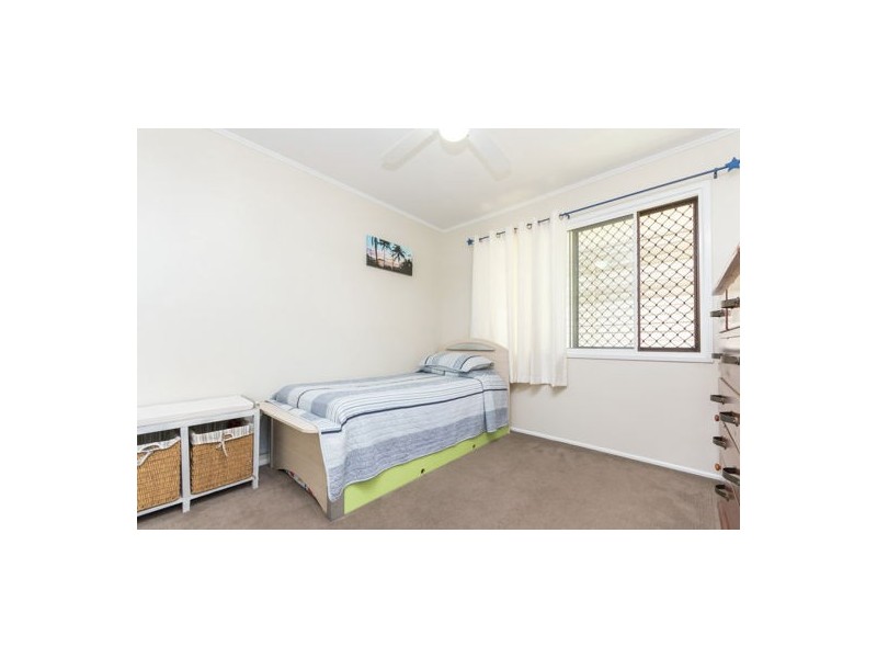 34 Lesley Ave, Caboolture QLD 4510