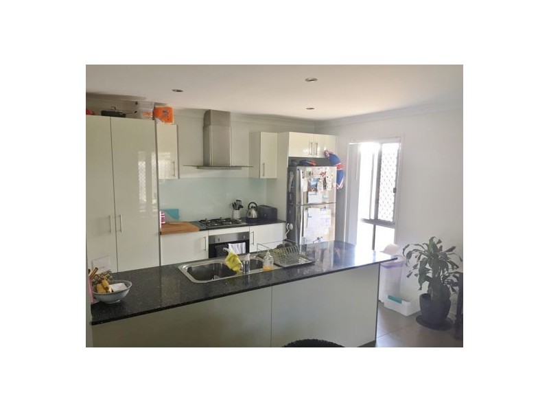 4 Hipwood St, Morayfield QLD 4506