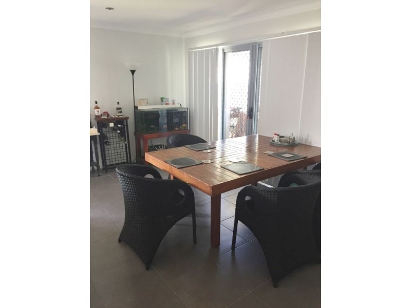 4 Hipwood St, Morayfield QLD 4506