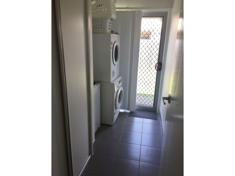 4 Hipwood St, Morayfield QLD 4506