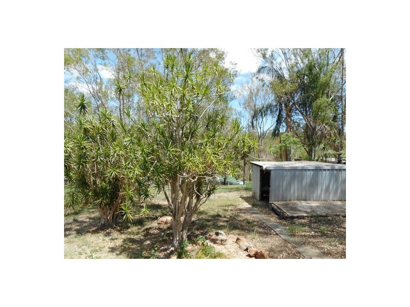 33 Pooles Road, Villeneuve QLD 4514