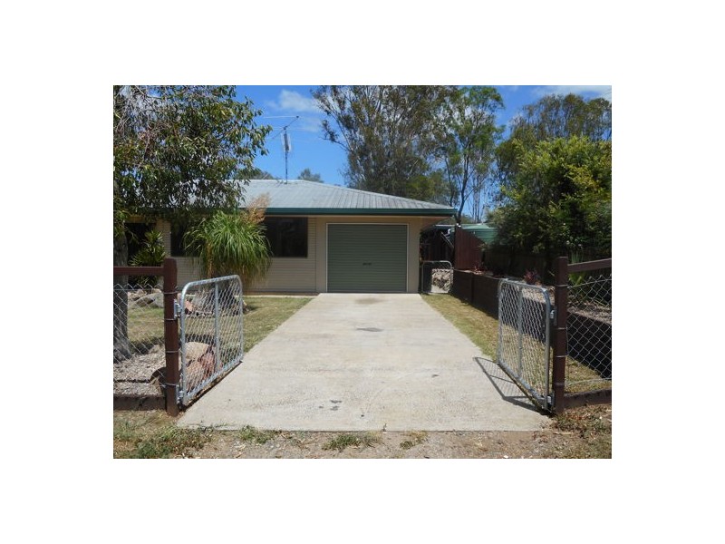 33 Pooles Road, Villeneuve QLD 4514