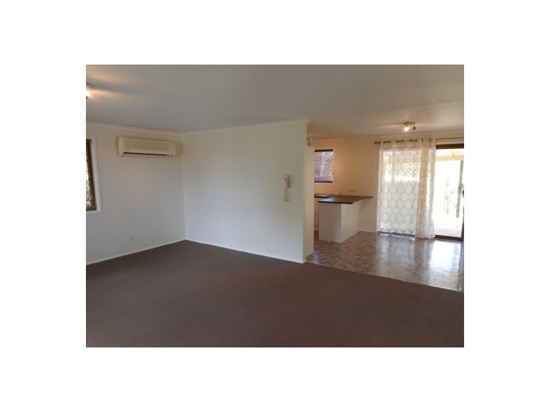 33 Pooles Road, Villeneuve QLD 4514