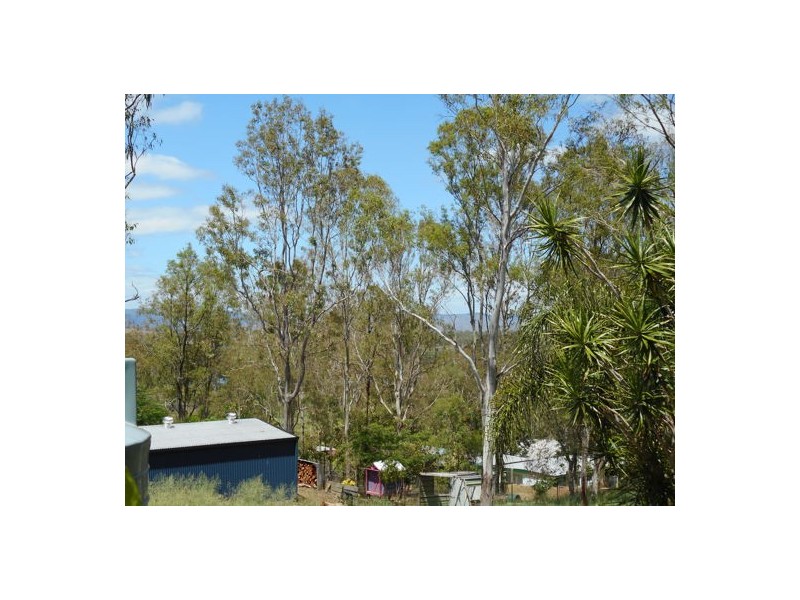 33 Pooles Road, Villeneuve QLD 4514