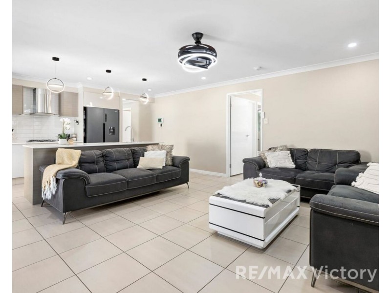 34 Hipwood Street, Morayfield QLD 4506