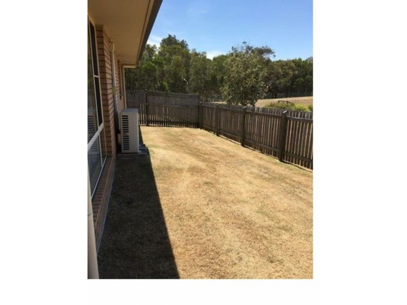 12 Bangalow Street, Morayfield QLD 4506