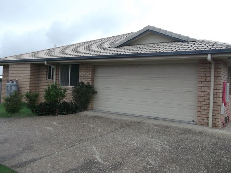 12 Bangalow Street, Morayfield QLD 4506