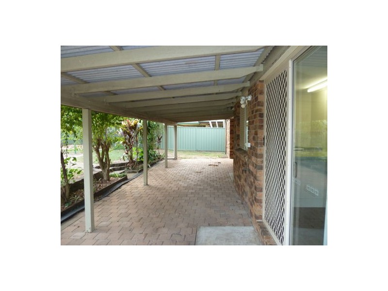 17 Crestwood Avenue, Morayfield QLD 4506