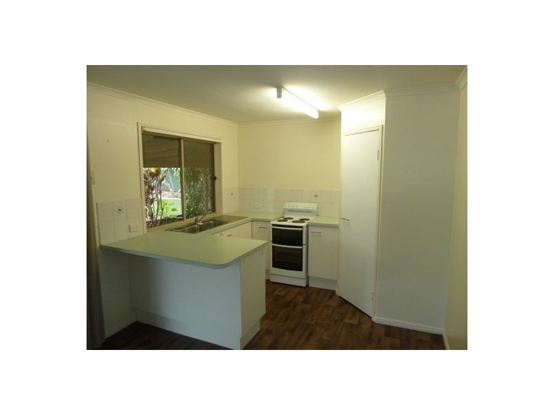 17 Crestwood Avenue, Morayfield QLD 4506