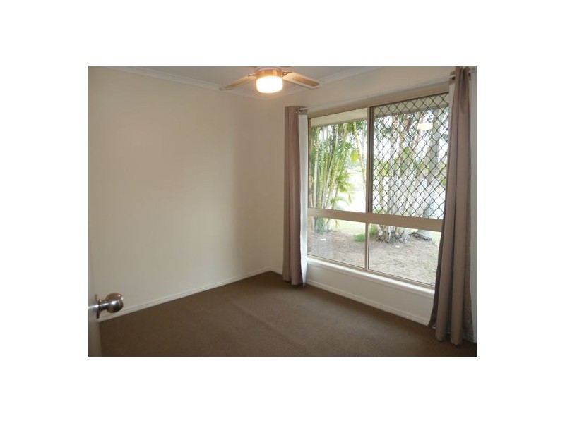 17 Crestwood Avenue, Morayfield QLD 4506
