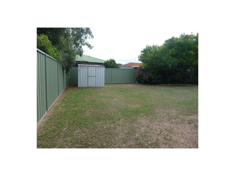 17 Crestwood Avenue, Morayfield QLD 4506