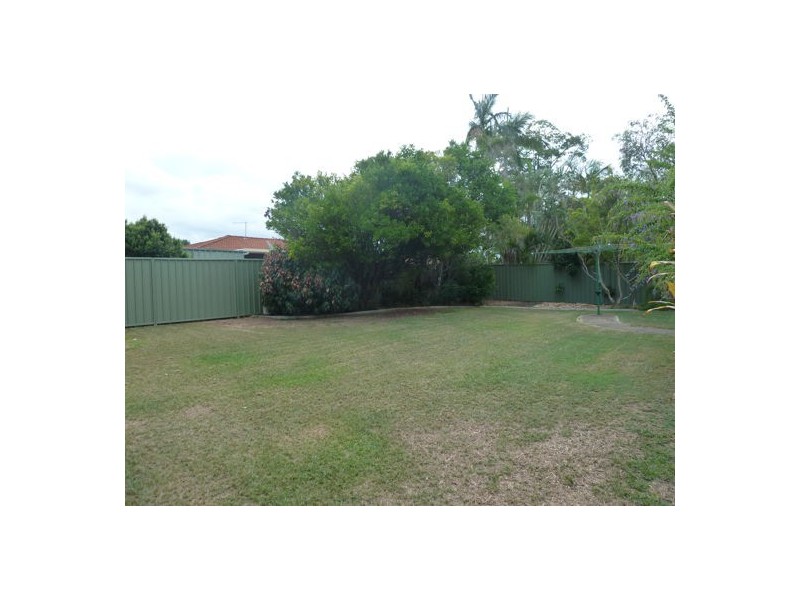 17 Crestwood Avenue, Morayfield QLD 4506