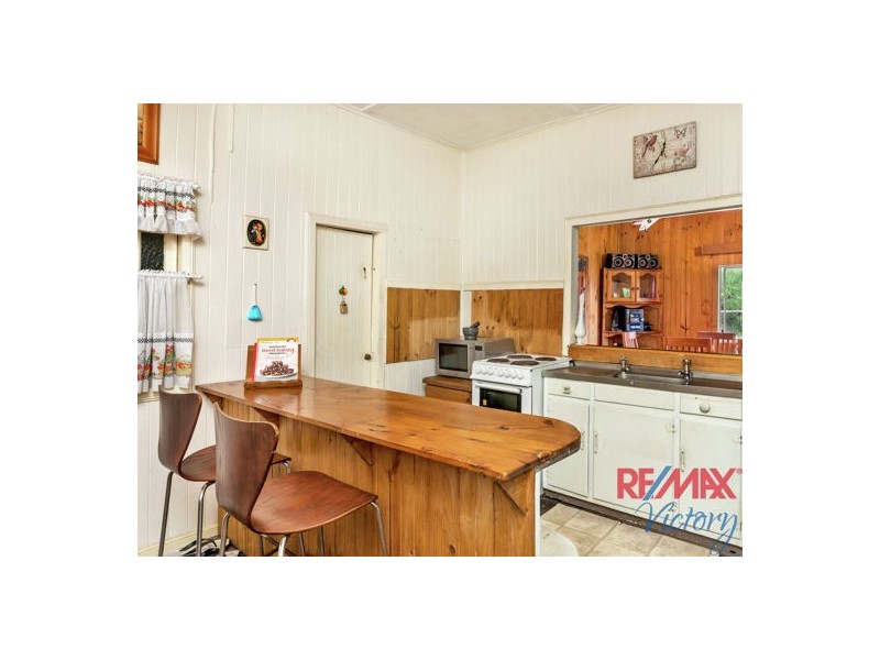 7 Mary Street, Woodford QLD 4514