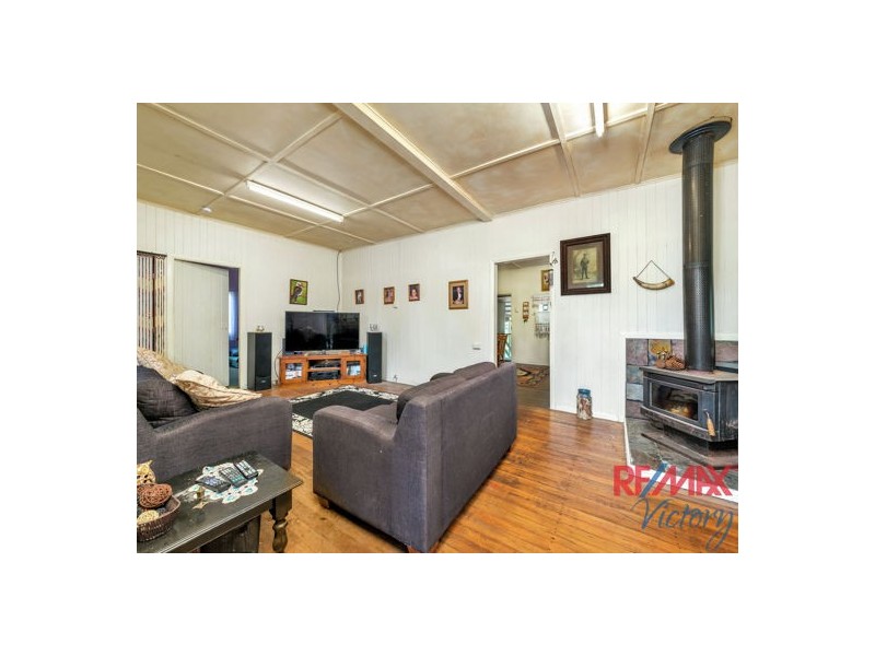 7 Mary Street, Woodford QLD 4514