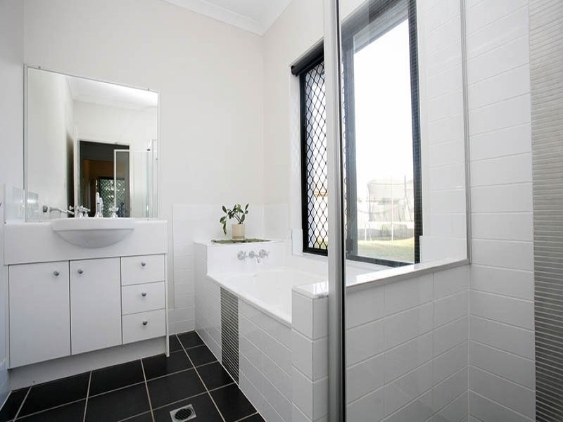 25 Atkins Court, Caboolture QLD 4510